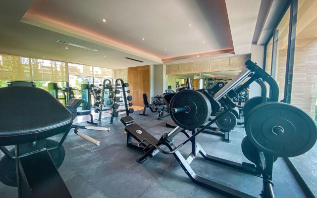 Mistiq Luxury Condo