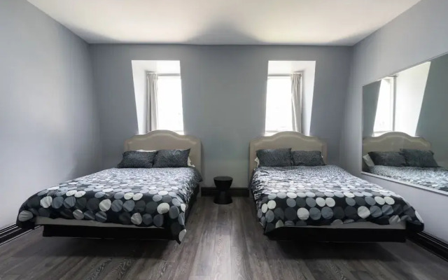 Applewood Suites - West Queen West Loft