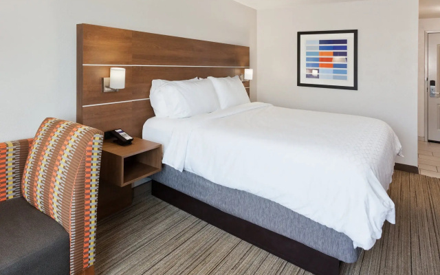 Holiday Inn Express & Suites Rome-East by IHG