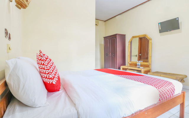 Super OYO 1654 Maha Bharata Kuta Inn