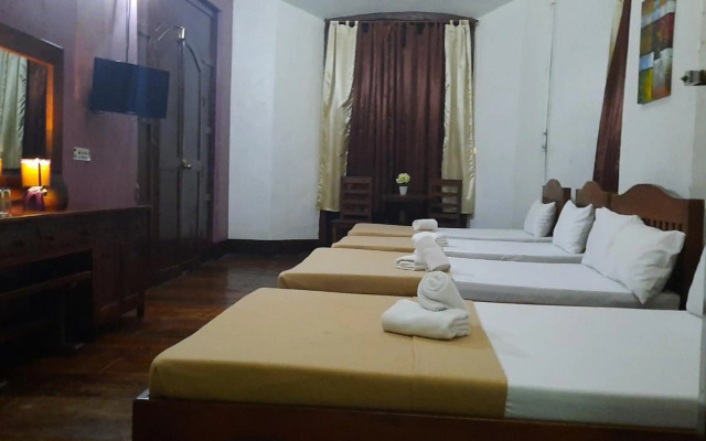 ZEN Rooms Calle Crisologo Vigan