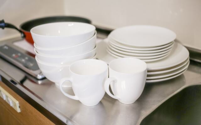 Grand Court Namba 402