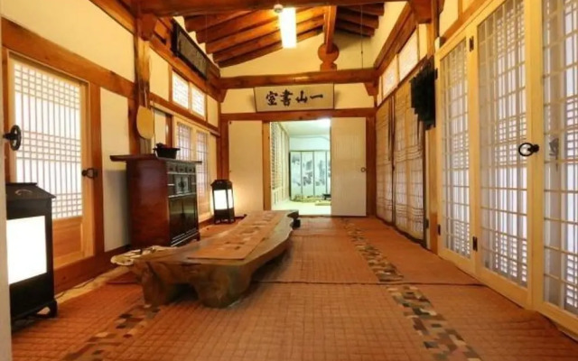 Gwiae Traditional House