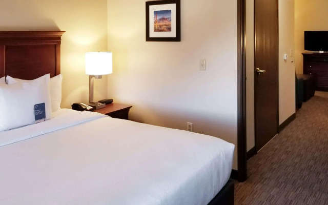 Comfort Inn & Suites Tempe Phoenix Sky Harbor Airport