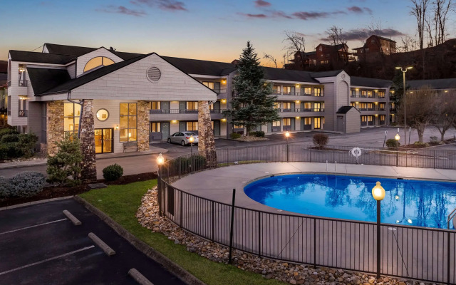Quality Inn And Suites Dollywood
