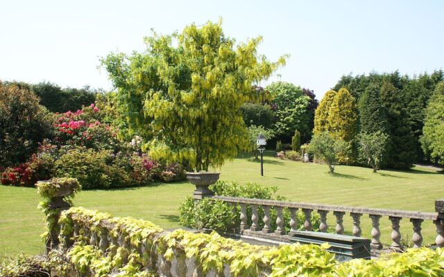 Trelaske Hotel & Restaurant