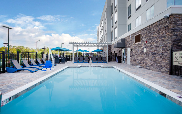 Hampton Inn & Suites North Port