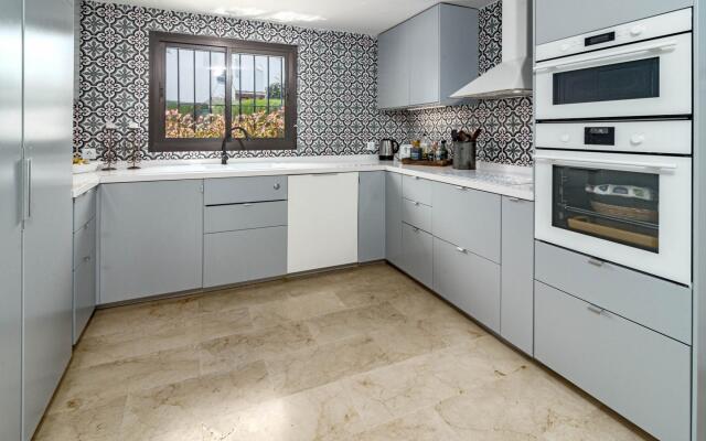 Guadalvilla 39 in San Pedro de Alcántara