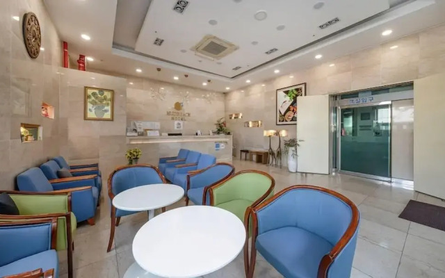 Daecheon Mud Beach Hotel