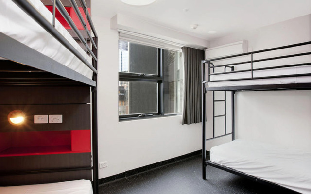 Space Hotel - Hostel