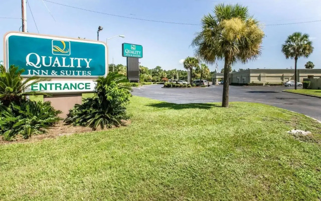 Quality Inn & Suites