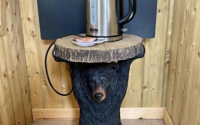 Highland Bear Lodge & Luxury Bear Huts