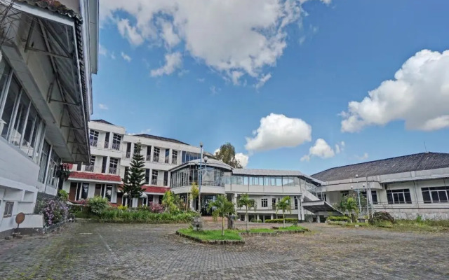 OYO 90028 Hotel Victory