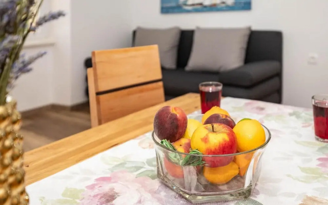 Nice Apartment in Veprinac With Wifi and 2 Bedrooms