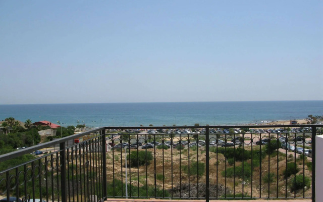 Azul Beach Apartments - Marholidays