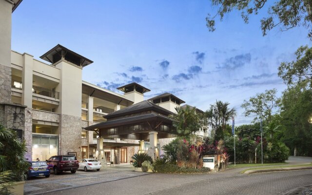 Temple 221 2BR Resort Spa Apartment