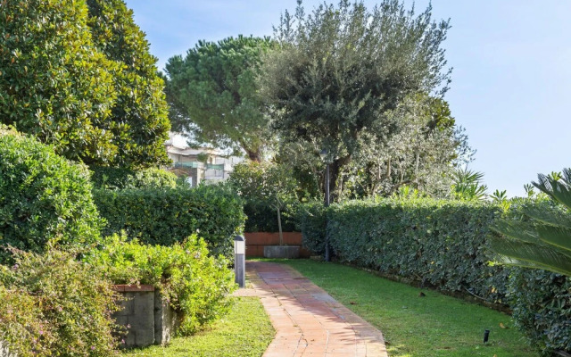 Simple Apartment in Massa Lubrense With Terrace