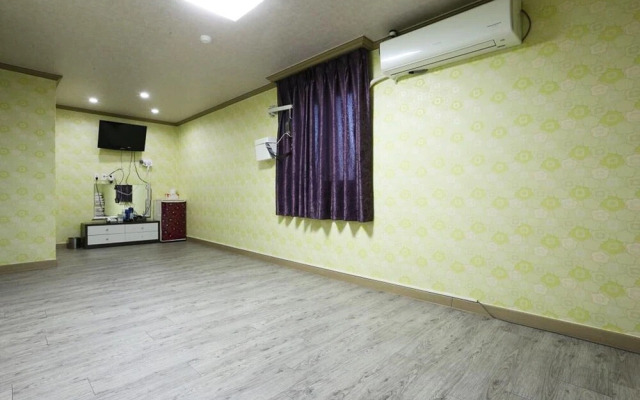 Boryeong Gyeongdong Motel