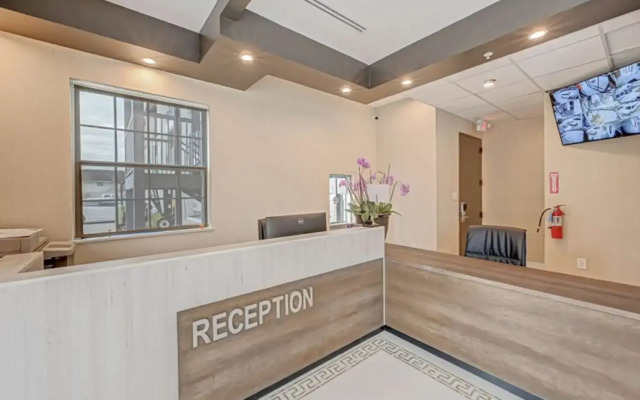 SureStay Hotel by Best Western Houston Southeast