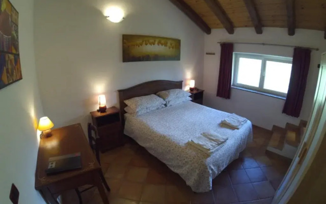 Al Campo Di Sotto Bed & Breakfast