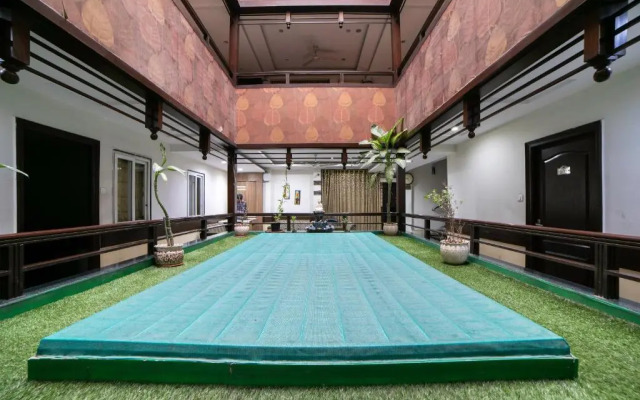 Highway Grand Residency