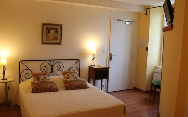 La Maison De Navarre