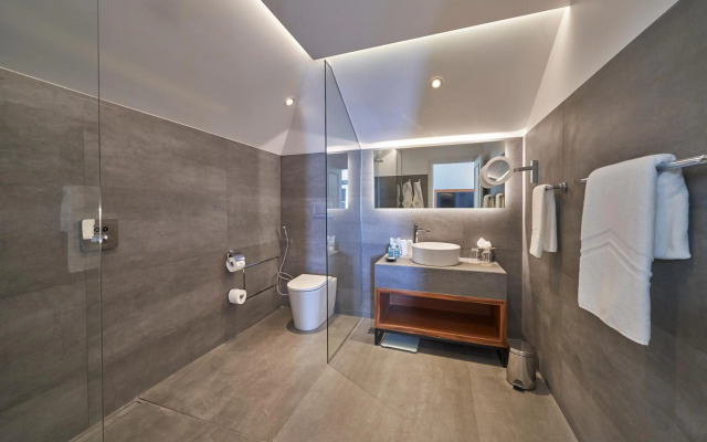 Les Suites at The Cliff Bay