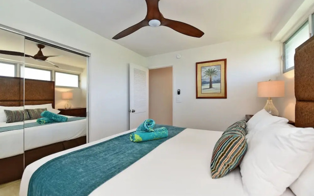 Lahaina Roads #205 1 Bedroom Condo by Redawning
