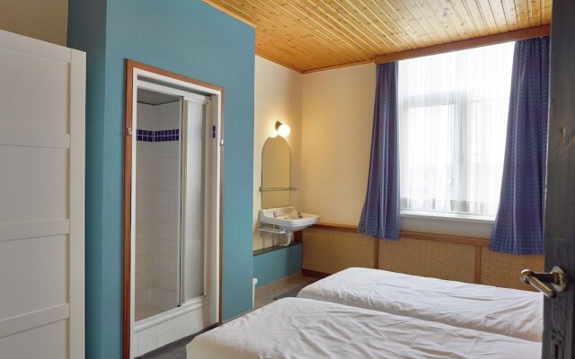 Spacious Holiday Home with Private Garden in Houyet
