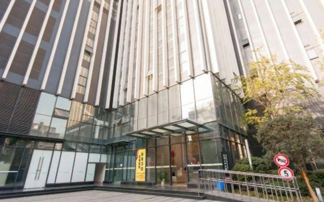 Martin's Boutique Apartment (Chengdou Kuanzhai Alley)