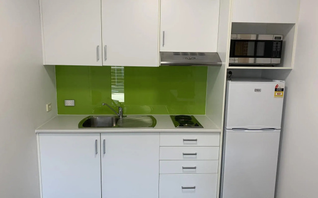 Majestic Oasis Apartments