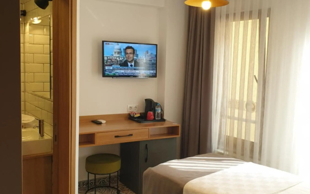 Set Ozer Hotel