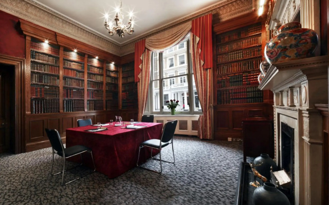 Gem Strathmore Hotel
