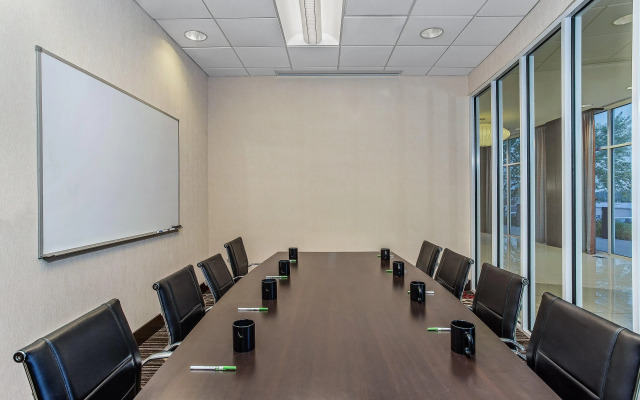 Holiday Inn Louisville Airport - Fair/Expo by IHG