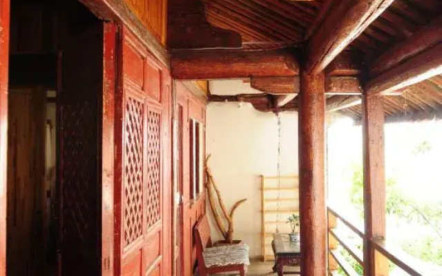 Yunconglong Inn