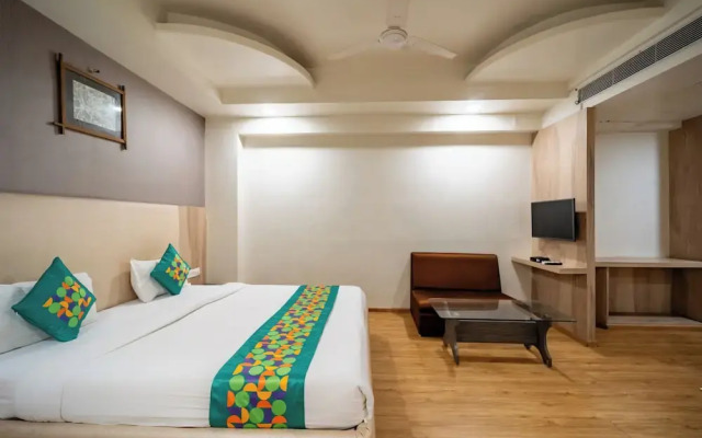Hotel Kamal Regency