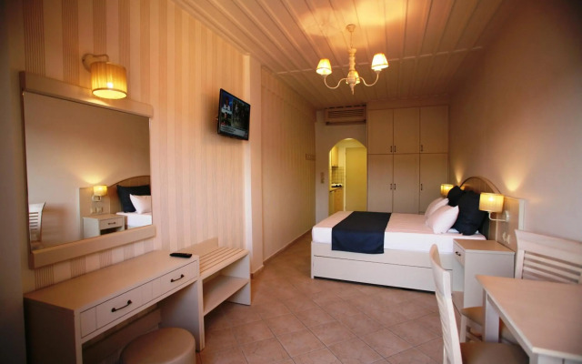 Mirini Hotel