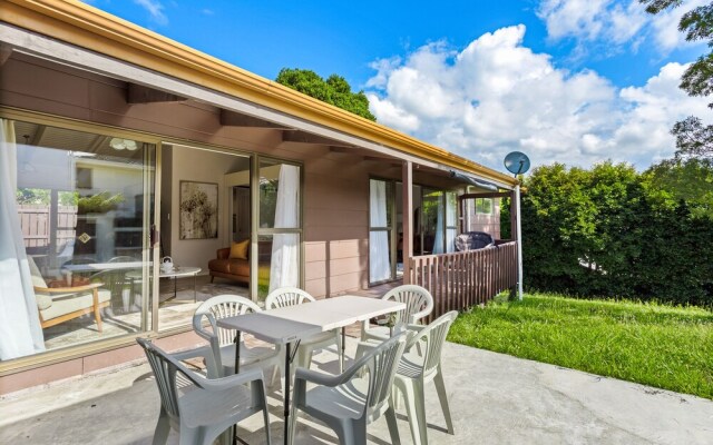 Family Retreat close to City - Netflix