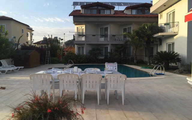 Yaprak Hotel