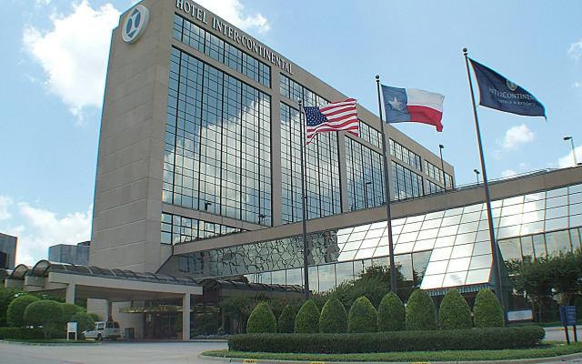 Renaissance Dallas Addison Hotel