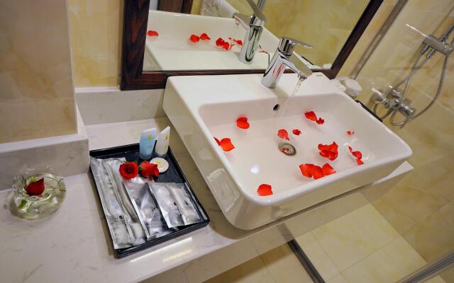 Lenid Nha Trang Hotel