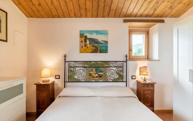 Dwelling in Renovated Barn near Birthplace of Michelangelo