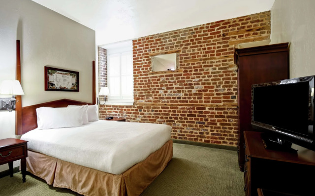 Embassy Suites Charleston Historic Charleston