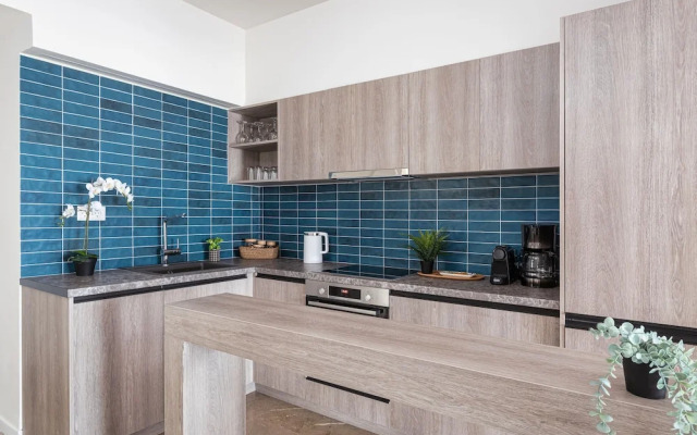 Glyfada Unique Residence