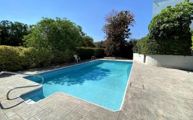Pearl Villa