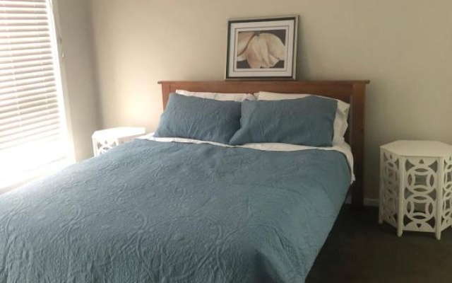 Brand new 4br get away 5min to albury city – Guest Rooms – North Albury