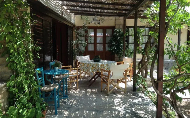 Aigina 3 Bedroom House by the Sea