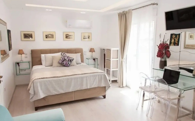 Beautiful Penthouse view to Acropolis