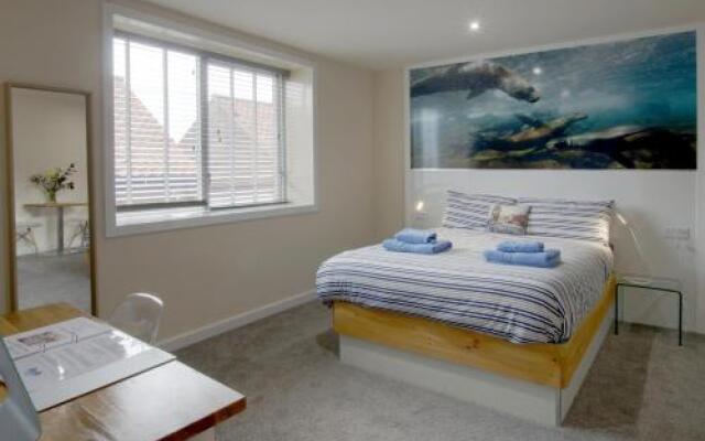 Silver Street Suites