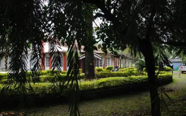 Marsh Villa Luxury Resort